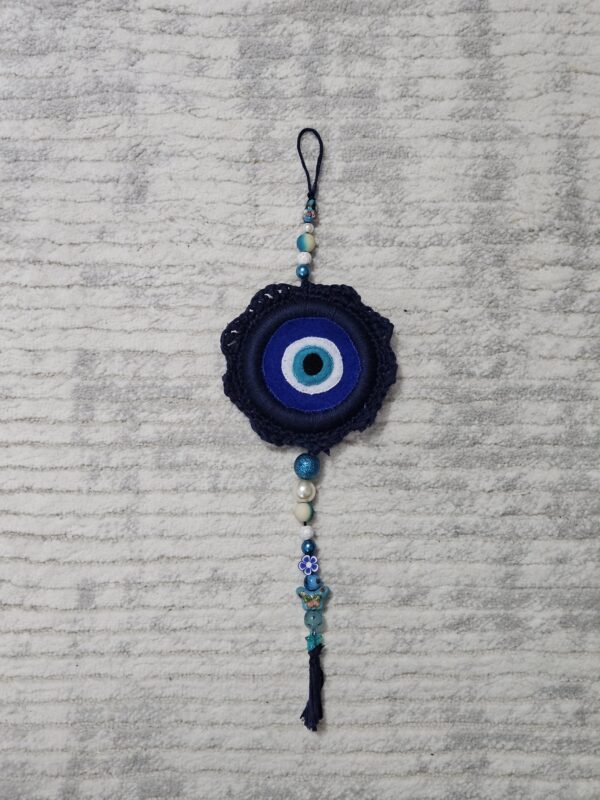 Hanger van boze oog